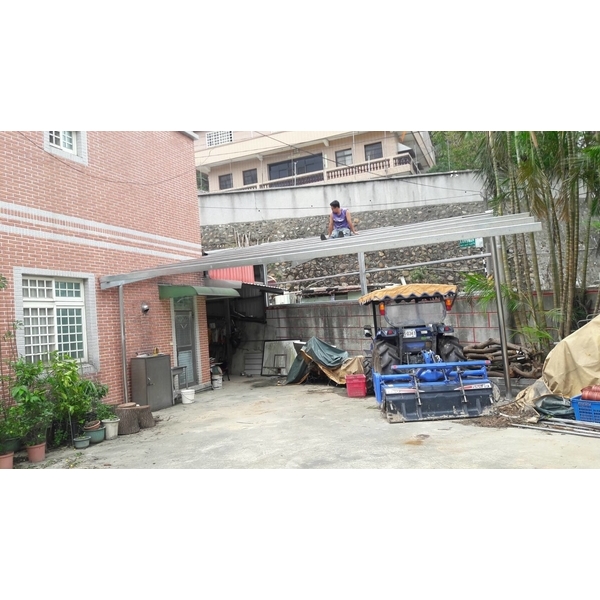 鐵皮屋,信成企業社