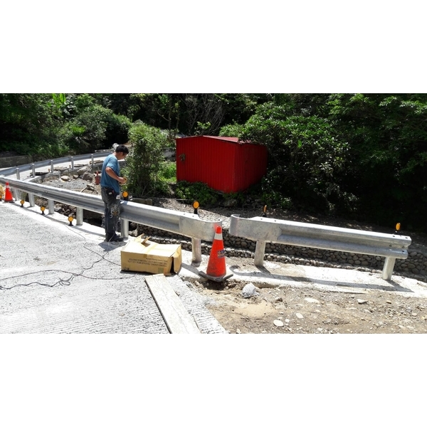 21631,信成企業社