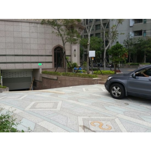 eTag 車道長距離管制系統,鵬驥實業有限公司