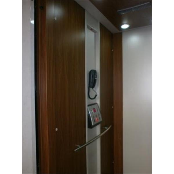 私宅 闔家梯,佳生工程企業有限公司