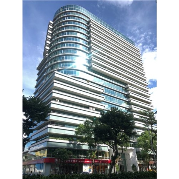 僑泰財經首席 僑泰財經首席,美德亞有限公司