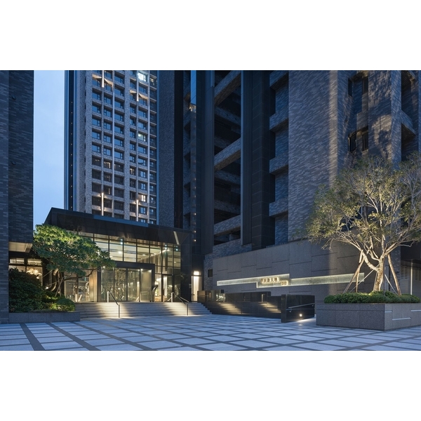 華固建設-新天地YOHO特區-美德亞有限公司