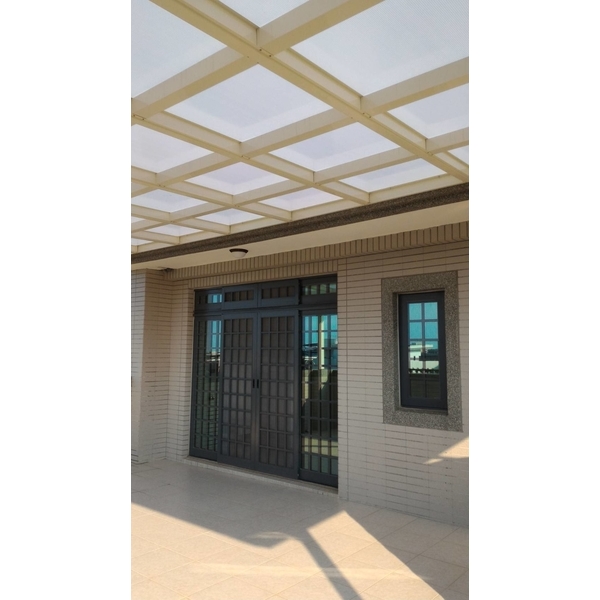 玻璃採光罩-哈克鋼鋁有限公司