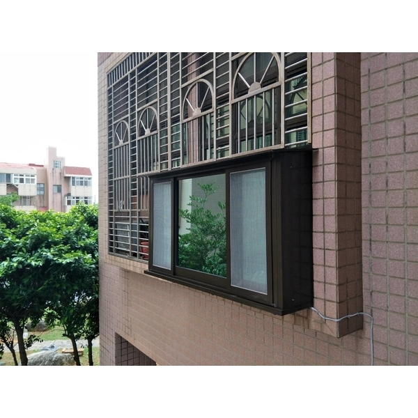 陽台凸窗,哈克鋼鋁有限公司