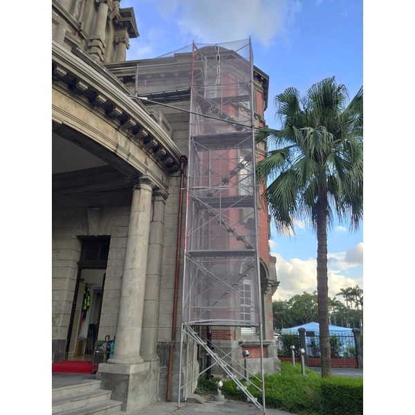 大直何嘉仁-鷹架,竹鷹企業有限公司