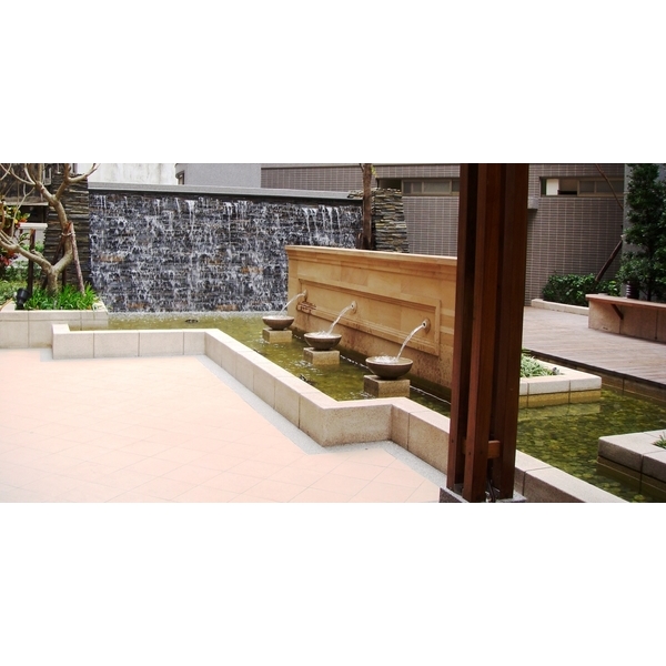 社區流瀑水池造景,偉彤工程企業有限公司