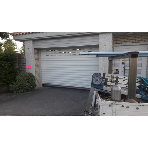 鋁合金捲門-旭棚企業有限公司