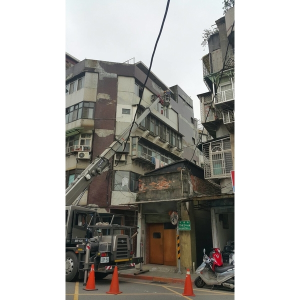 外牆舉臂車防水施作,永效防水工程行