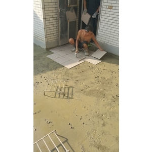 屋頂防水磁磚鋪設