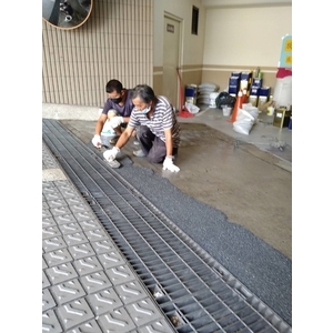 斜車道金鋼砂epoxy地坪處理