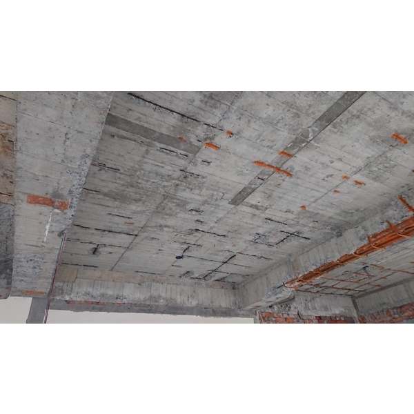 平頂鋼筋外露epoxy砂漿批覆補強，貼碳纖維布補強,傑士企業有限公司