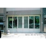 不銹鋼玻璃門 - 富立鋁門窗行