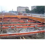 CL305標南港車站第一期八層地下安全支撐及構台工程 - 巨鼎機械工程股份有限公司