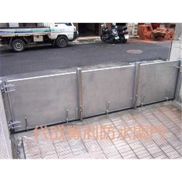 車道不鏽鋼擺動閘門,聯新鋁業有限公司