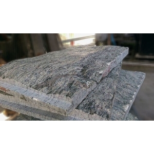 石材面處理-自然面橄欖綠 , 新東大理石股份有限公司