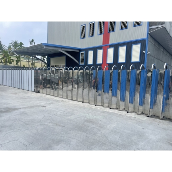 不銹鋼斜背全密式-加重型雙開電動大門