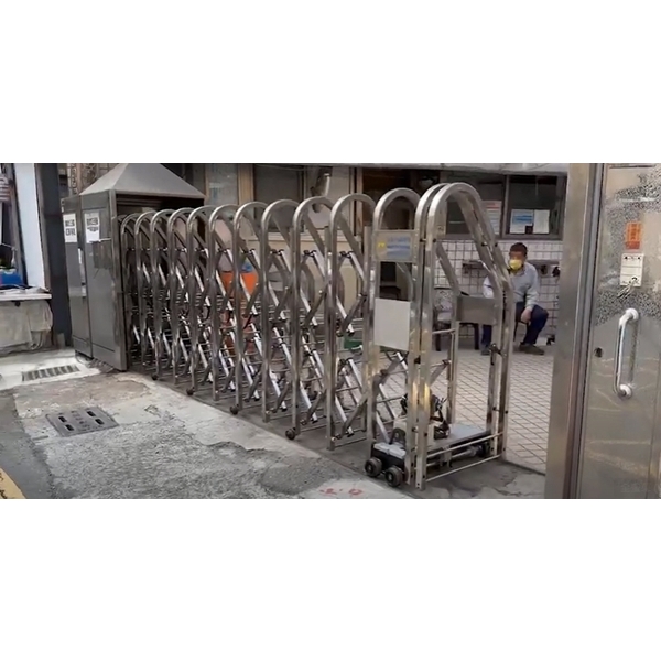 高度152公分斜背透空式-電動伸縮門,咏達企業行