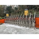 高度152公分斜背全密式-電動伸縮門