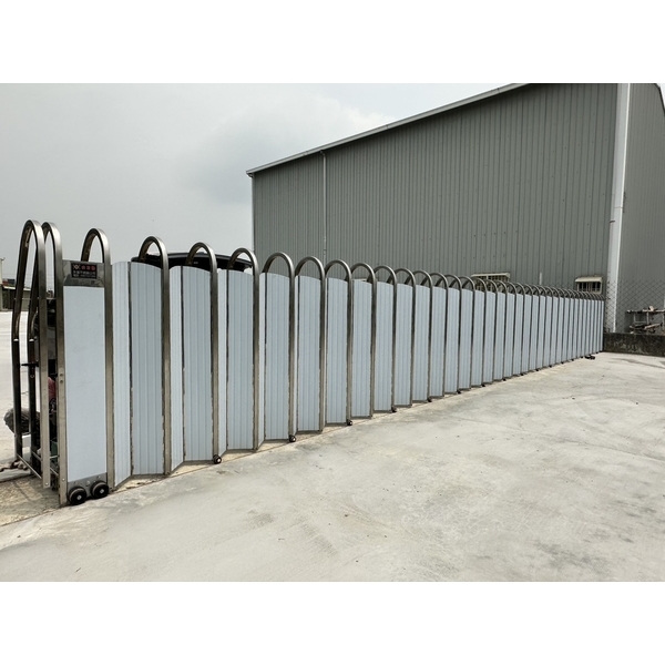 高172 不銹鋼斜背全密式-電動伸縮門,咏達企業行