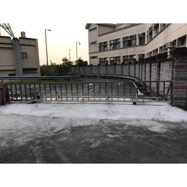 雙軌電動門,咏達企業行