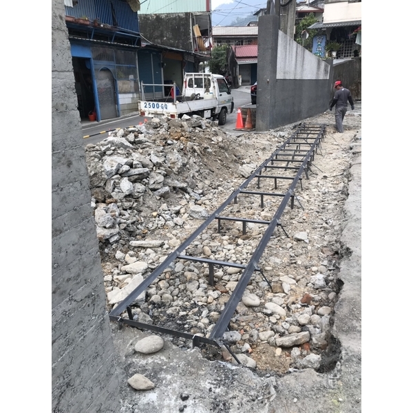 伸縮門軌道安裝,咏達企業行