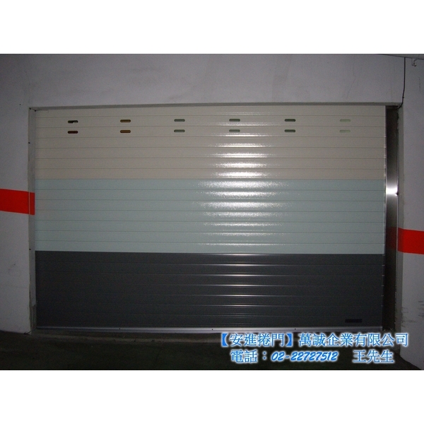 ９５鋁合金捲門