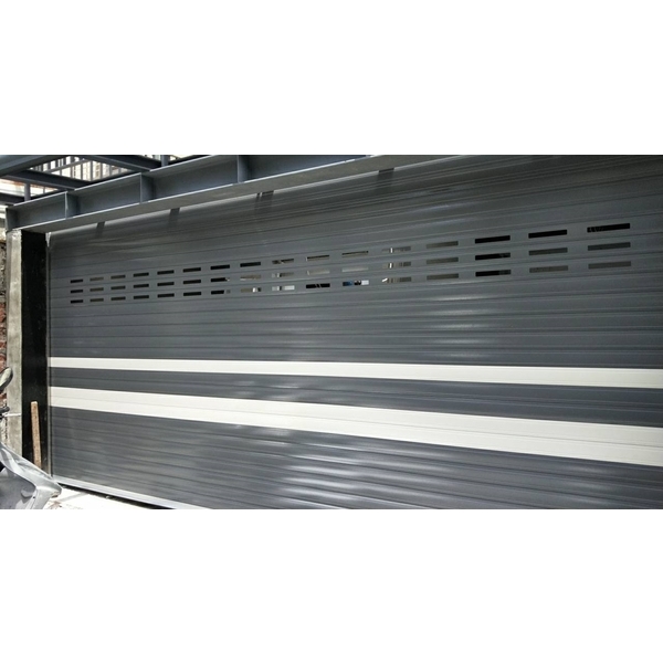 ９５鋁合金捲門