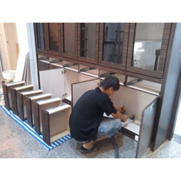 活絡抽屜取出清潔-捷立環保服務有限公司