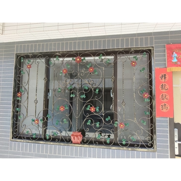 鍛造窗,巨群工程行