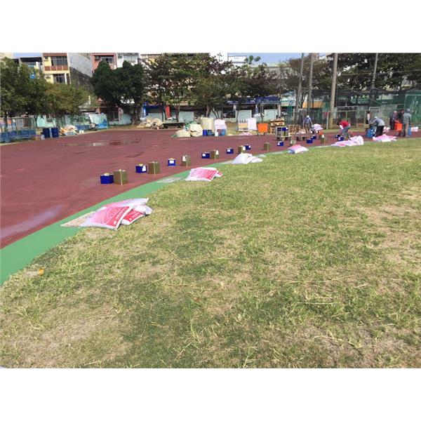 跑道施工,漢鴻土木包工業有限公司