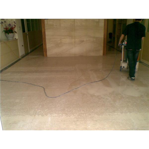 研磨前,大鴿專業清潔的店