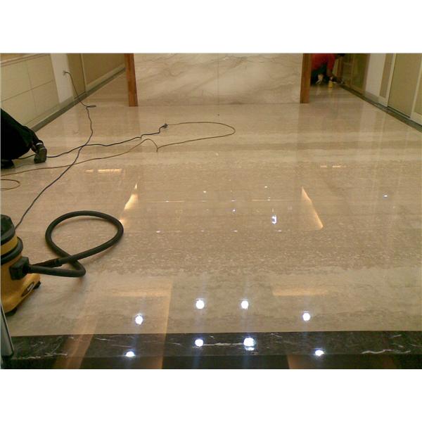 研磨後,大鴿專業清潔的店