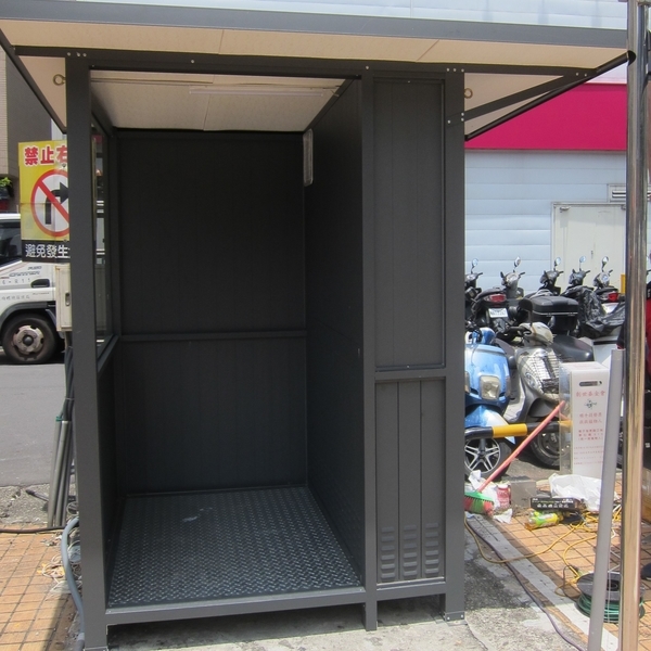 G526-繳費亭-台北龍江停車場-九代興鋁業社