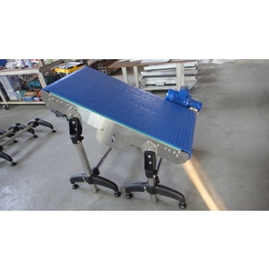 塑鋼鍊板輸送機,巨碩精機有限公司