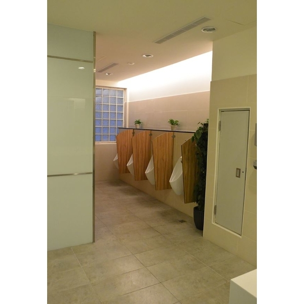 打造舒適 ● 溫馨公共廁所