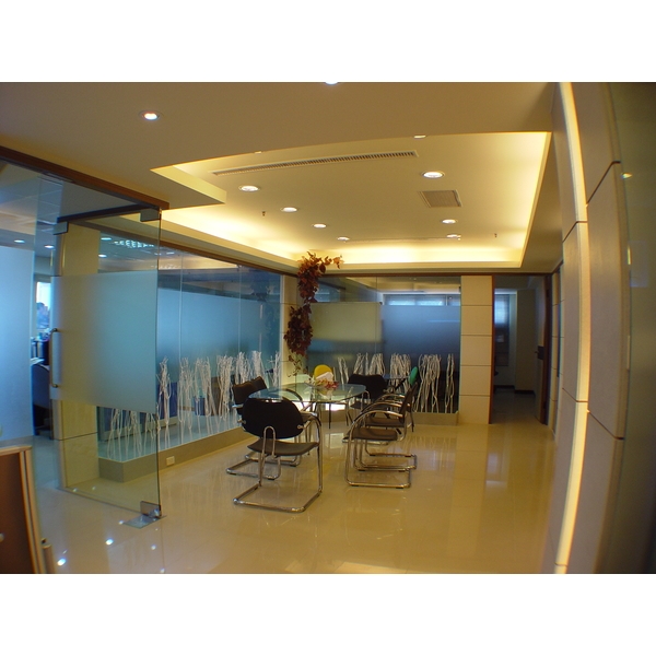 打造現代簡約辦公室-瑞美室內裝修有限公司