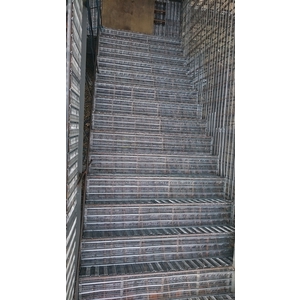 鋼構鋼網SRC