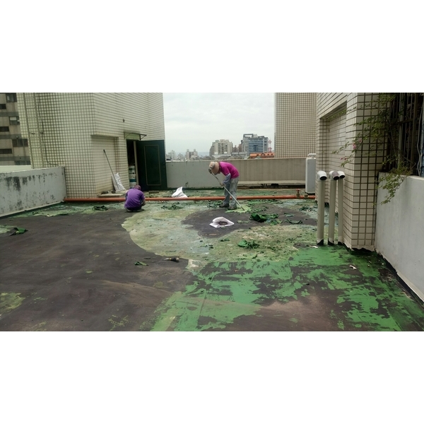 屋頂地坪剷除舊有PU-嘉興隆工程有限公司