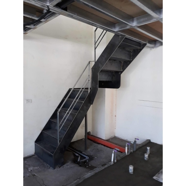 鐵樓梯-敦誠鐵器企業社