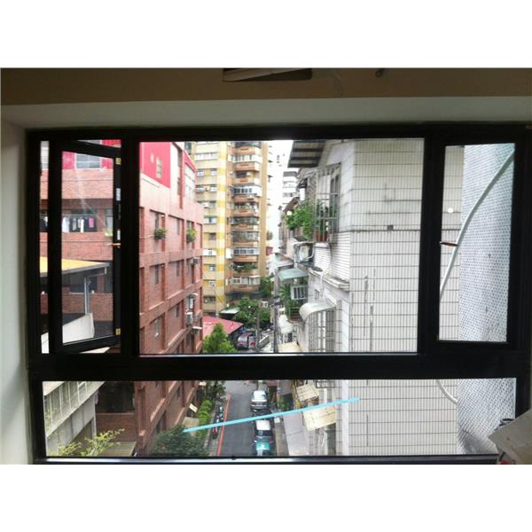 正新推開窗,鑫輝鋁業有限公司