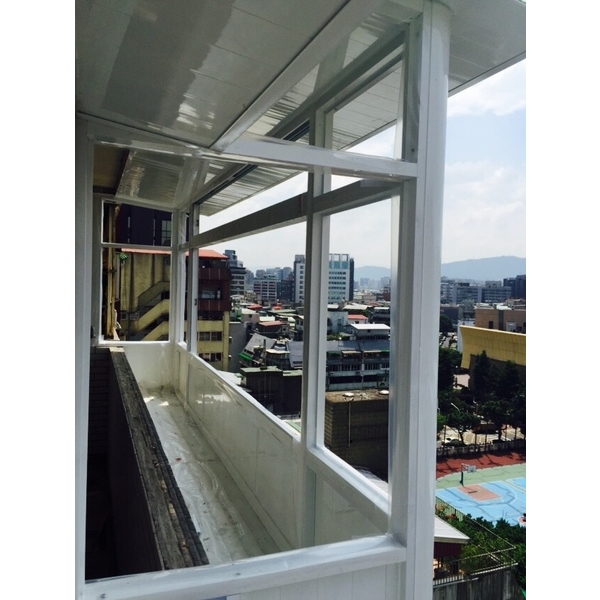 後陽台景觀凸窗+置物箱