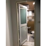 浴室鋁門 - 鑫輝鋁業有限公司