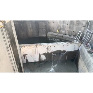 石岡堤壩牆繩鋸切割2