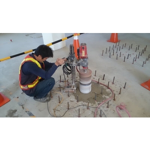 水泥鑽孔