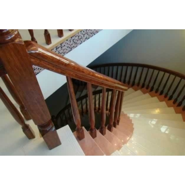 樓梯踏板-玖居木業有限公司