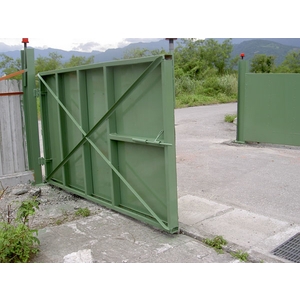 安全圍籬大門