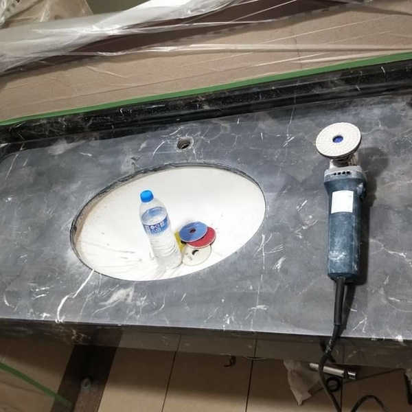 洗手檯清潔前後