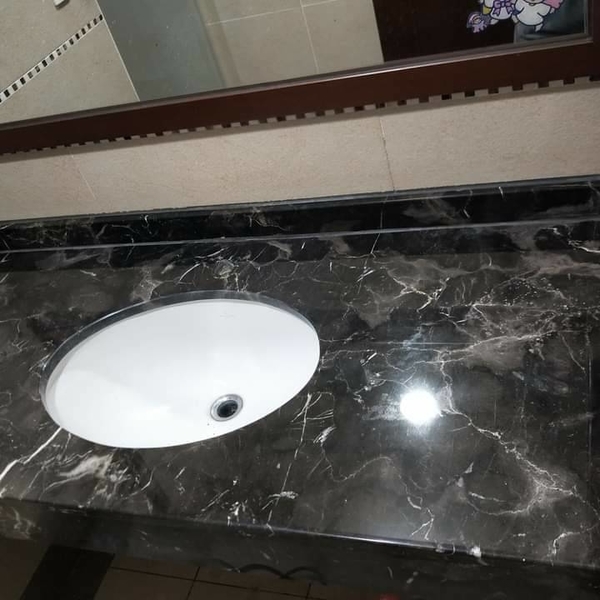 洗手檯清潔前後