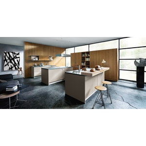 NEXT 125 , 和昌勝股份有限公司