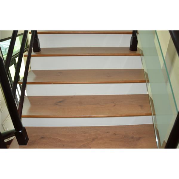 休閒中心樓梯944